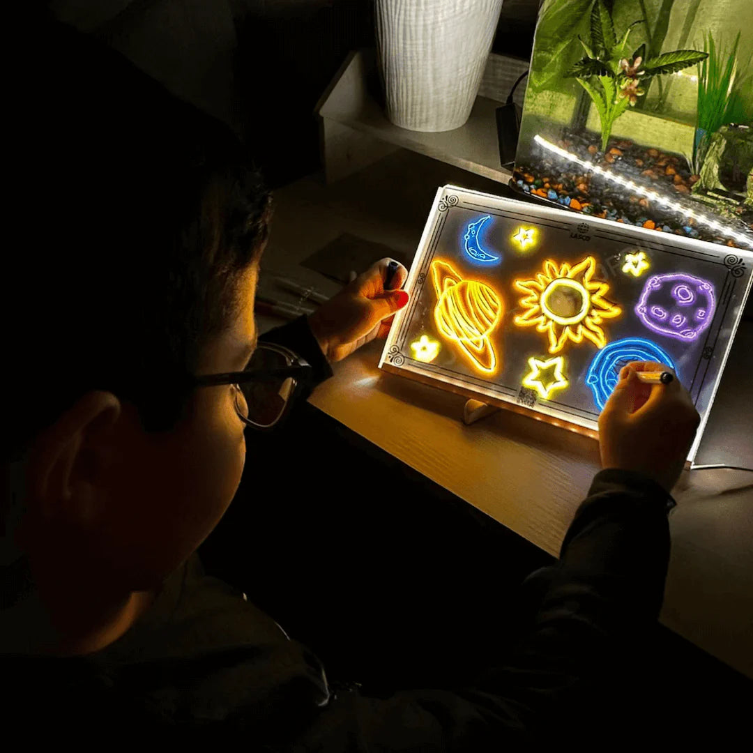 Imaginled™ magic led drawing board